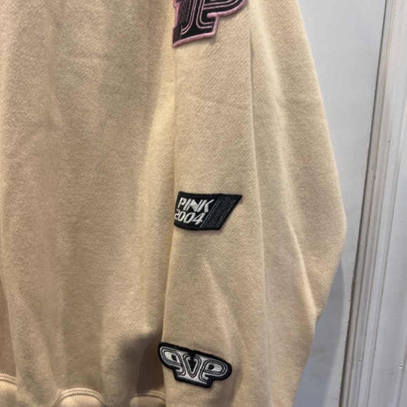 PINK - Picture 3 of 5